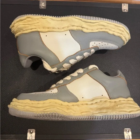 MMY Mihara Yasuhiro Wayne Gray and CreamSneakers